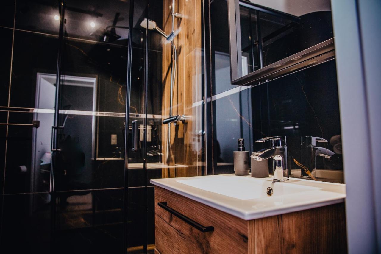 Jbhotels Apartament Premium Hanza Tower Szczecin Ngoại thất bức ảnh