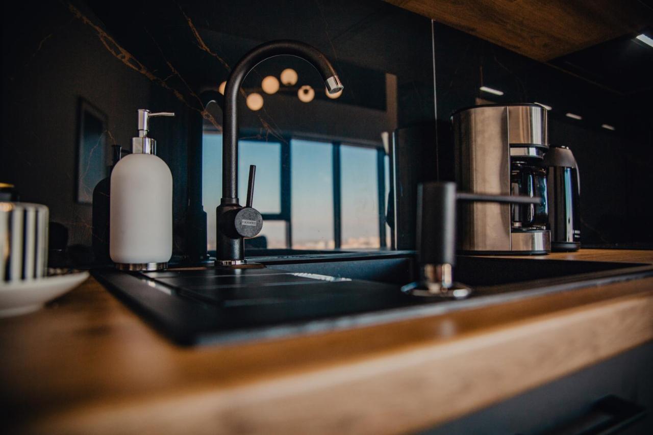 Jbhotels Apartament Premium Hanza Tower Szczecin Ngoại thất bức ảnh