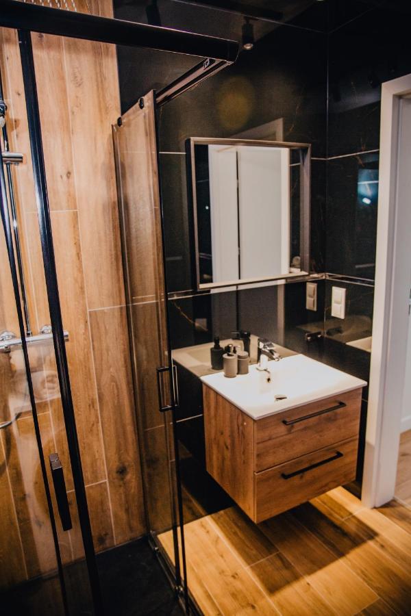 Jbhotels Apartament Premium Hanza Tower Szczecin Ngoại thất bức ảnh